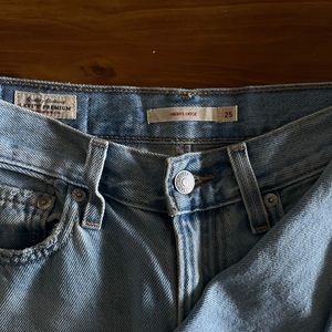 Levi’s High Loose Jeans